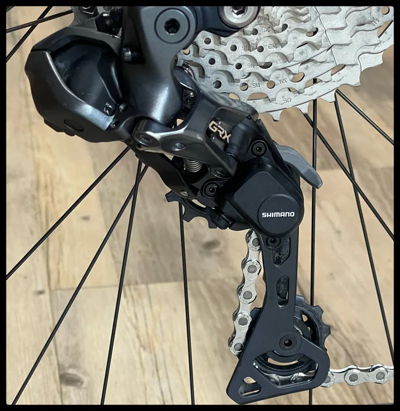 Giant Revolt E+ Pro XR 25km/h Medium Rosewood 2021-4